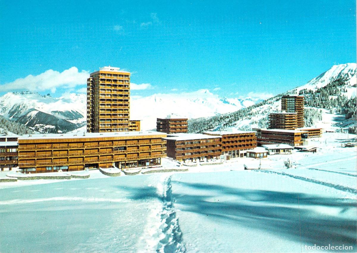 Postales: Postal de la estaci&oacute;n de esqu&iacute; La Plagne en los Alpes franceses