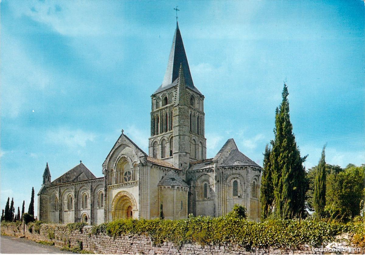 Postcards: Postal de la Iglesia Rom&aacute;nica de Aulnay en Charente-Maritime