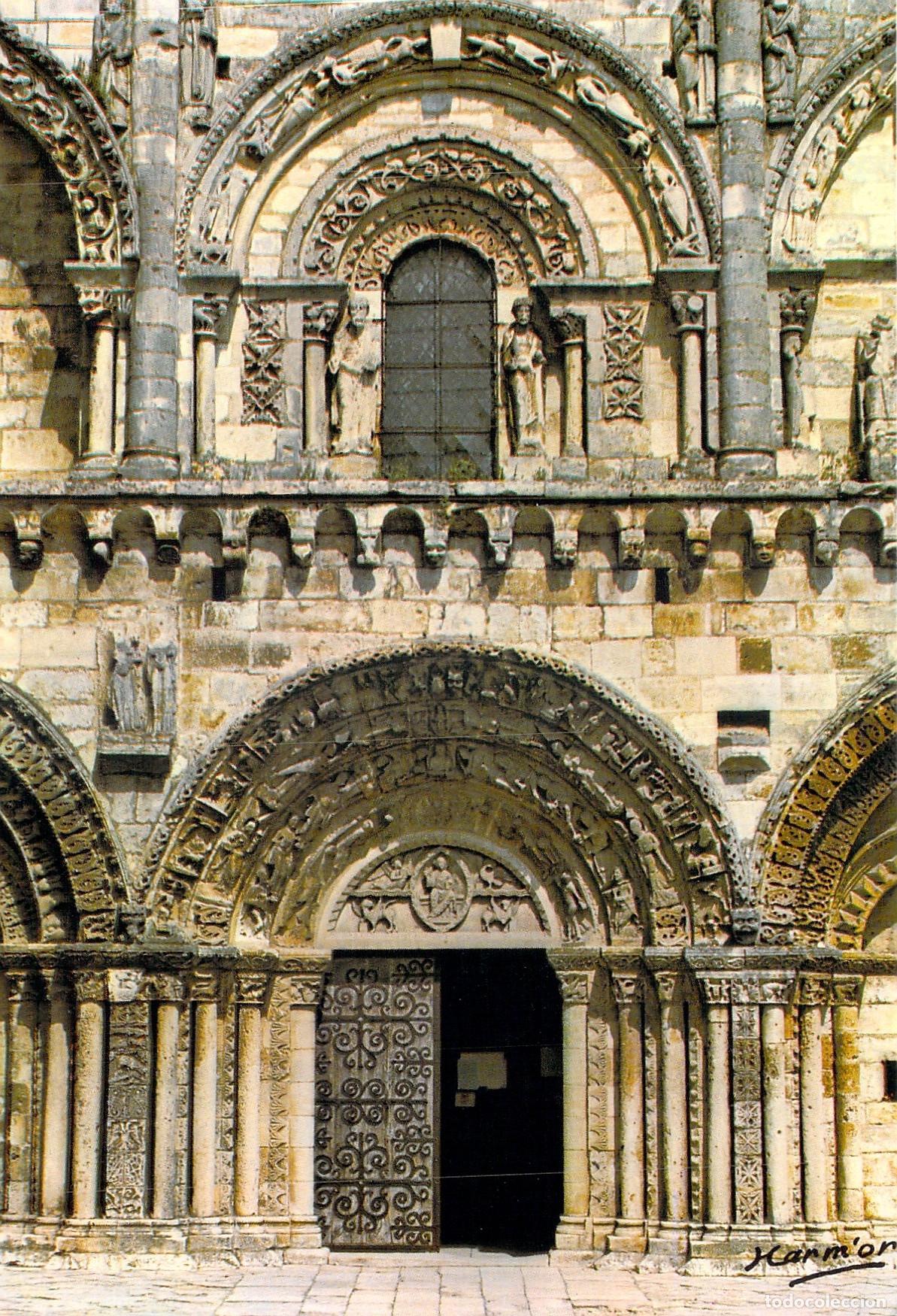 Postcards: Postal de Civray Vienne Fachada Iglesia de San Nicol&aacute;s