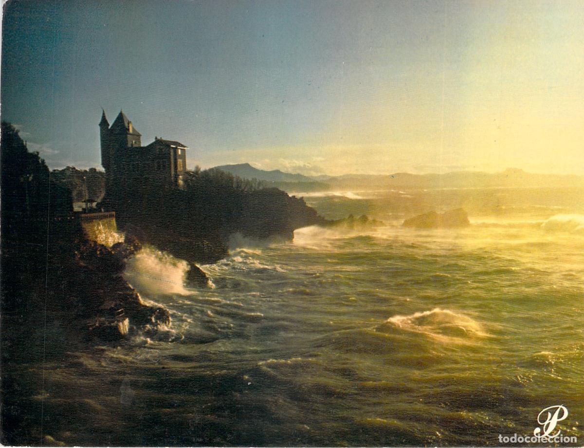 Postales: Postal de la costa y acantilado en Saint-Jean-de-Luz, Francia
