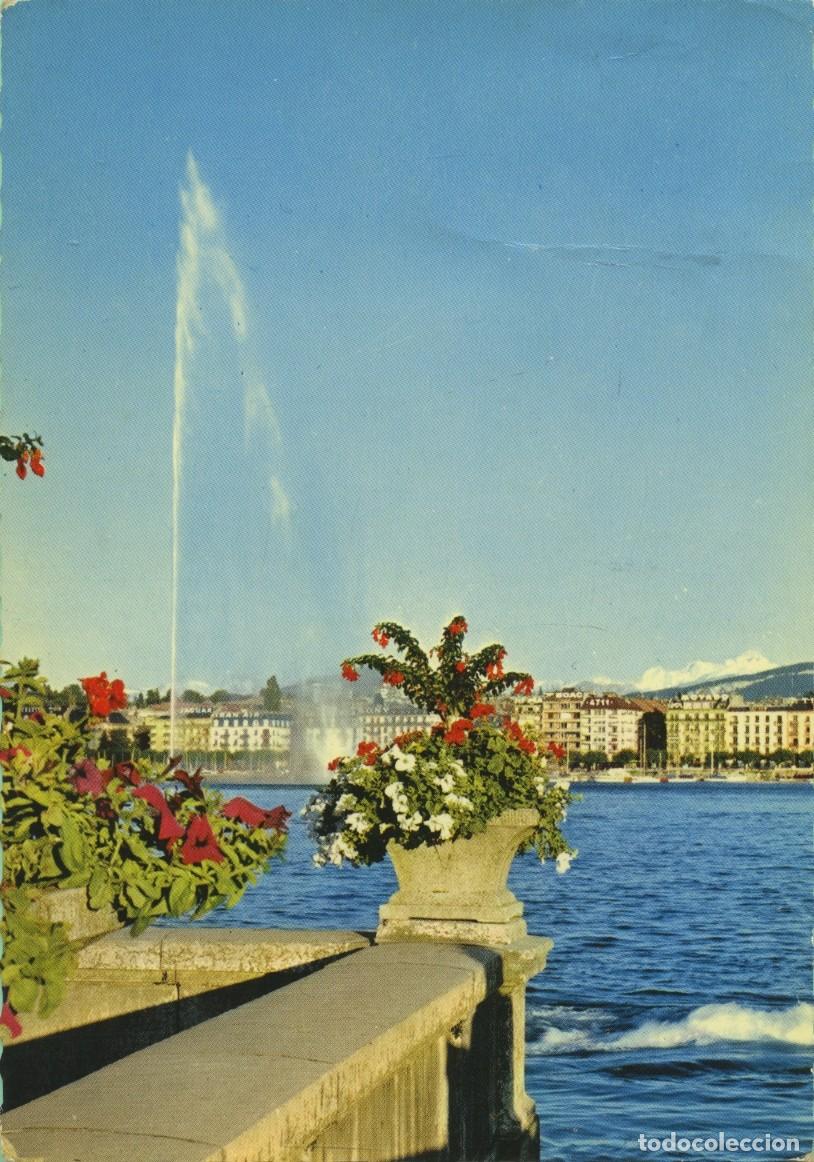 Postales: GINEBRA. Suiza. El Jet d'Eau (130 m) y el Mont Blanc (4810 m). ED. BOVEY & Cie