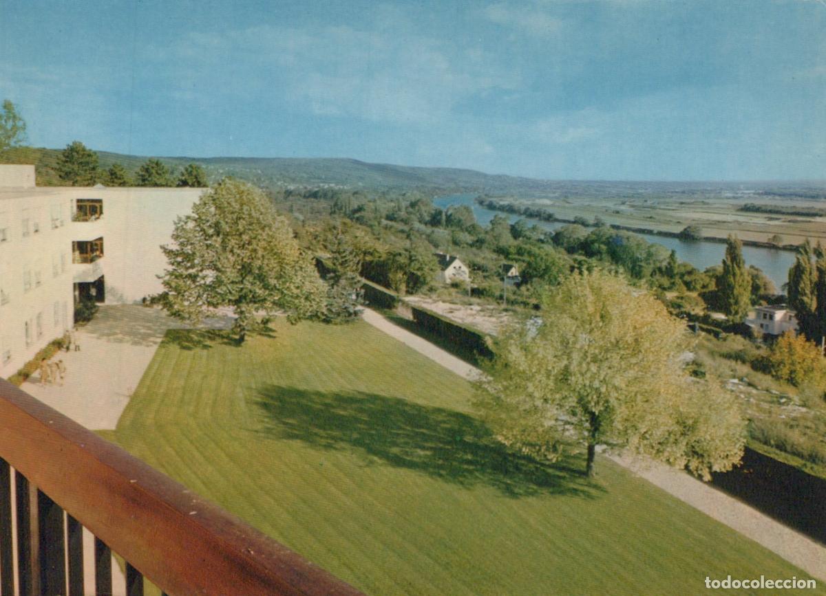 Cartes Postales: France Meulan Centre Cardiologique D Evequemont Architecture Unposted *YAB157