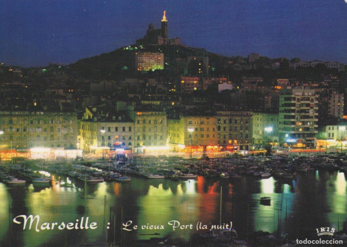 Postales: France Marseille Paca Vue Nocturne Vieux Port et Notre Dame de la Garde *YAB233