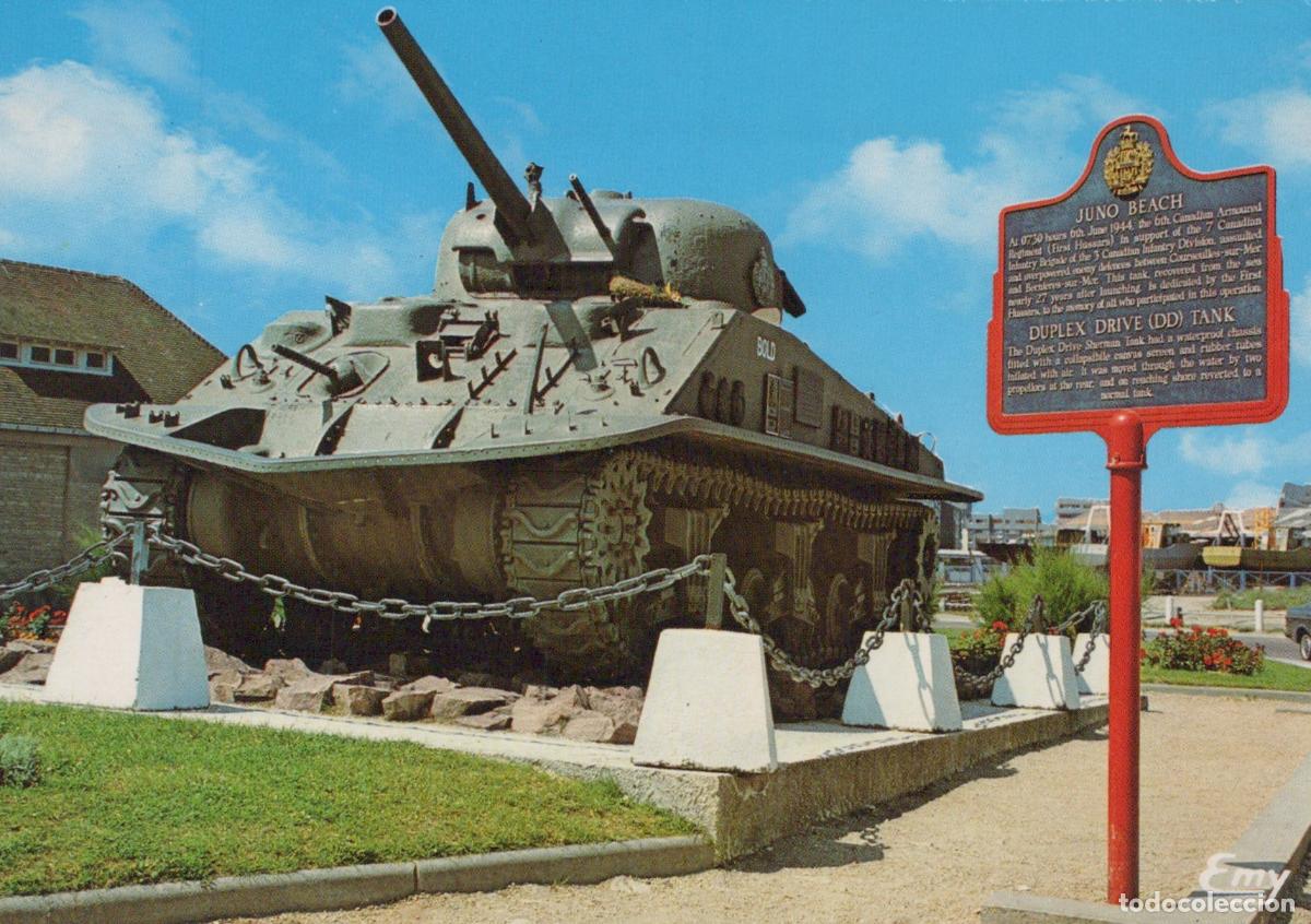 Postkarten: France Courseulles sur Mer Char Sherman DD D&eacute;barquement Unposted *YAB268