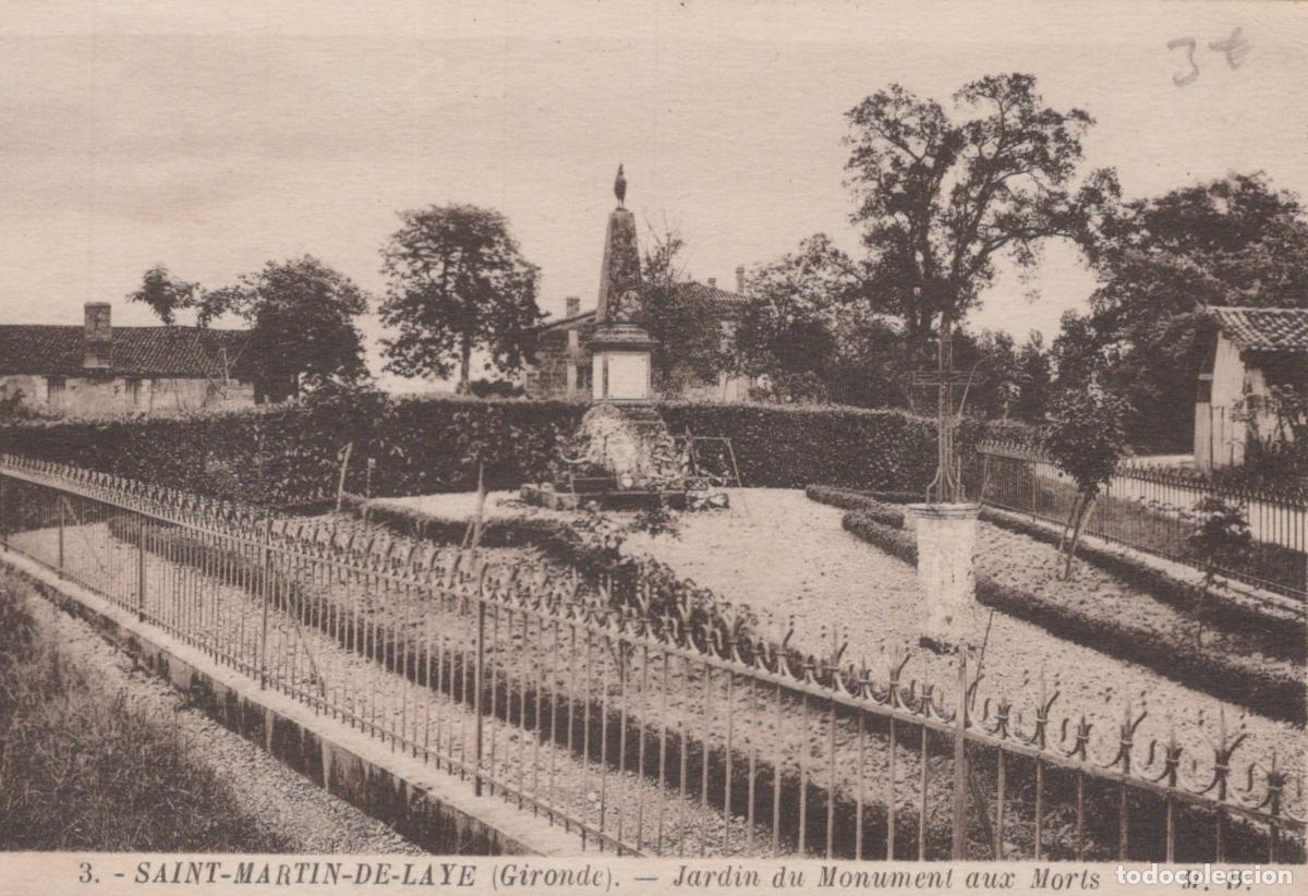 Postkarten: France Saint Martin de Laye Monument Aux Morts Unposted *YAB314