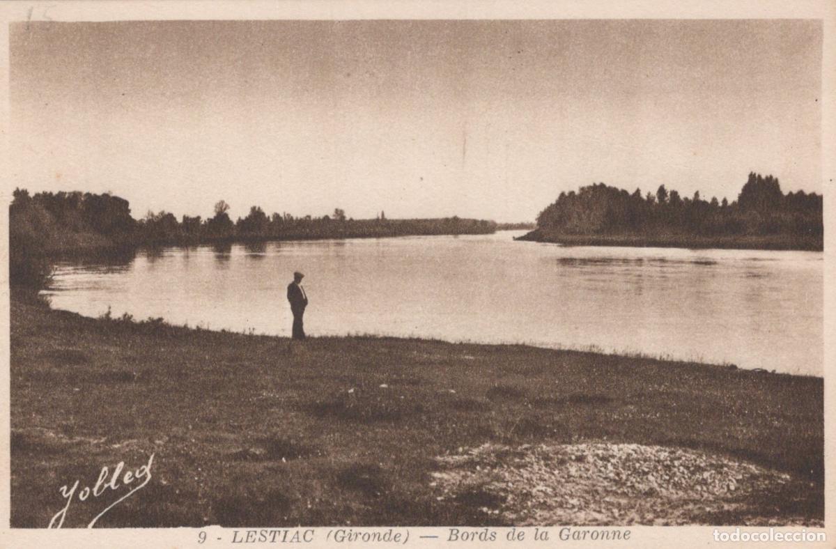 Cartes Postales: France Lestiac Bords de la Garonne Paysage Avec Homme Unposted *YAB336