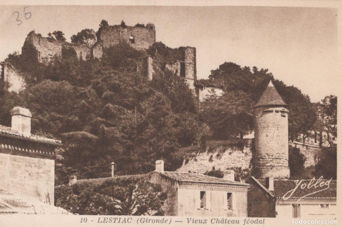 Postkarten: France Lestiac Vieux Ch&acirc;teau F&eacute;odal Ruine Village Unposted *YAB320