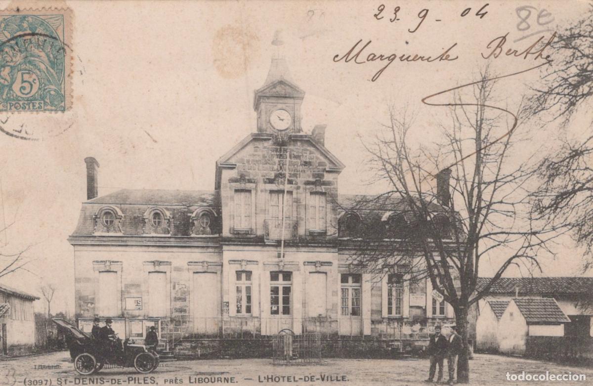 Cartoline: France St Denis de Piles H&ocirc;tel de Ville Sc&egrave;ne de Village *YAB501