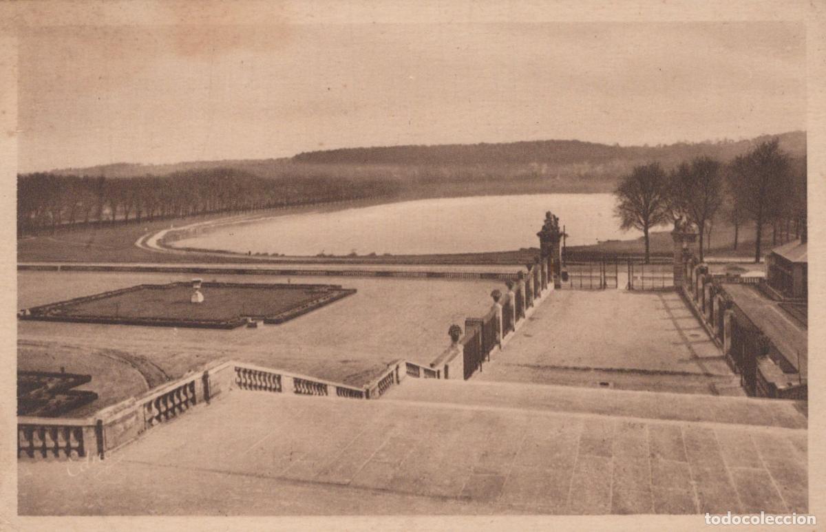 Cartoline: France Versailles &Icirc;le de la Pi&egrave;ce D Eau des Suisses Unposted *YAB508