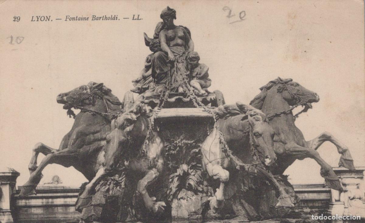Postkarten: France Lyon Fontaine Bartholdi Sculpture *YAB538