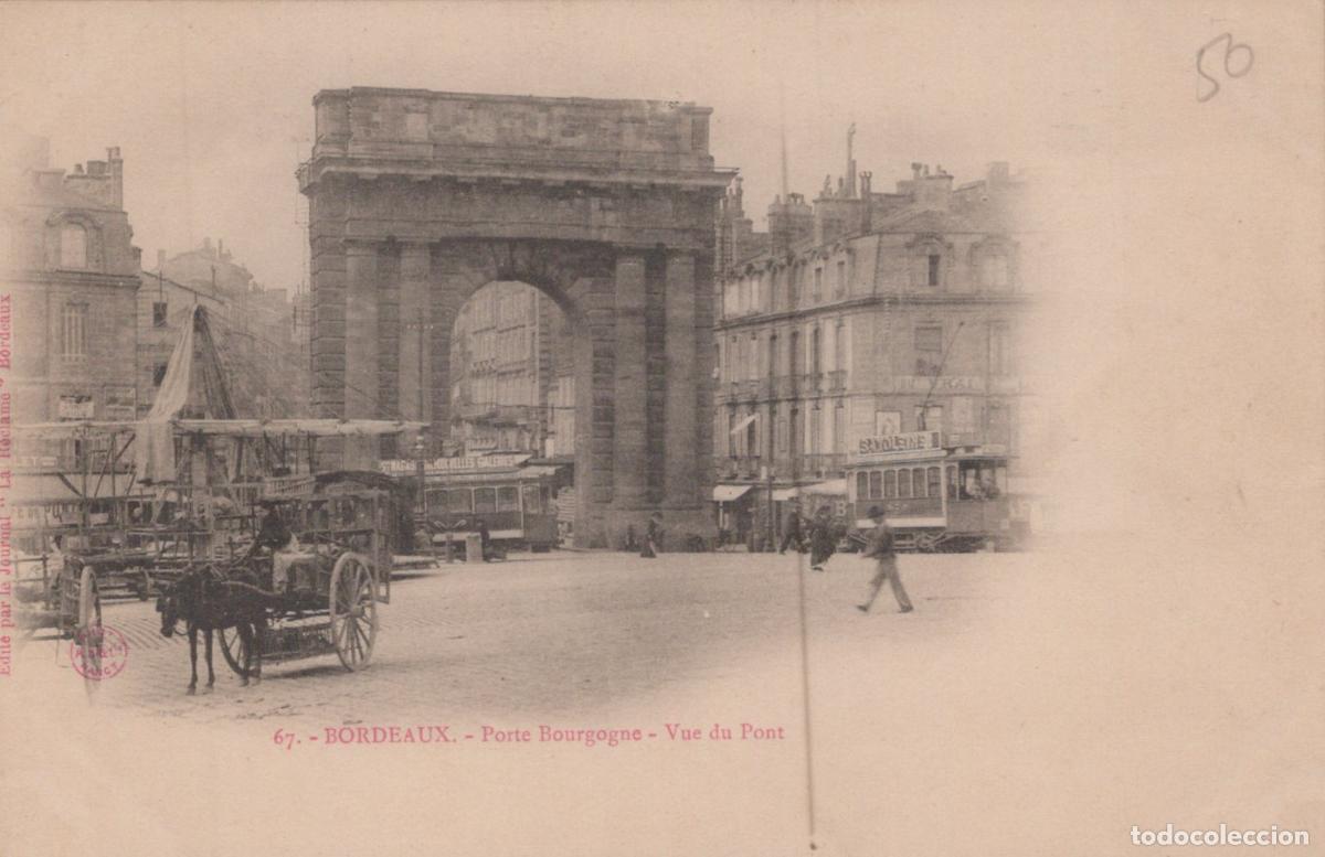 Postcards: France Bordeaux Porte de Bourgogne Vue Urbaine Anim&eacute;e Unposted *YAB452