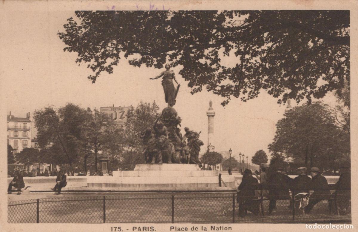 Cartes Postales: France Paris &Icirc;le de Place de la Nation Monument R&eacute;publique *YAB505