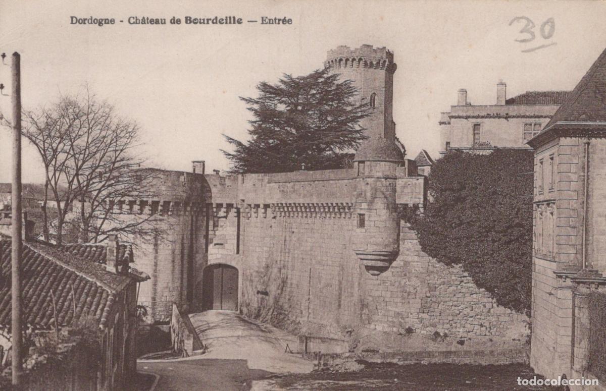 Cartes Postales: France Bourdeille Ch&acirc;teau de Entr&eacute;e Forteresse M&eacute;di&eacute;vale Unposted *YAB806