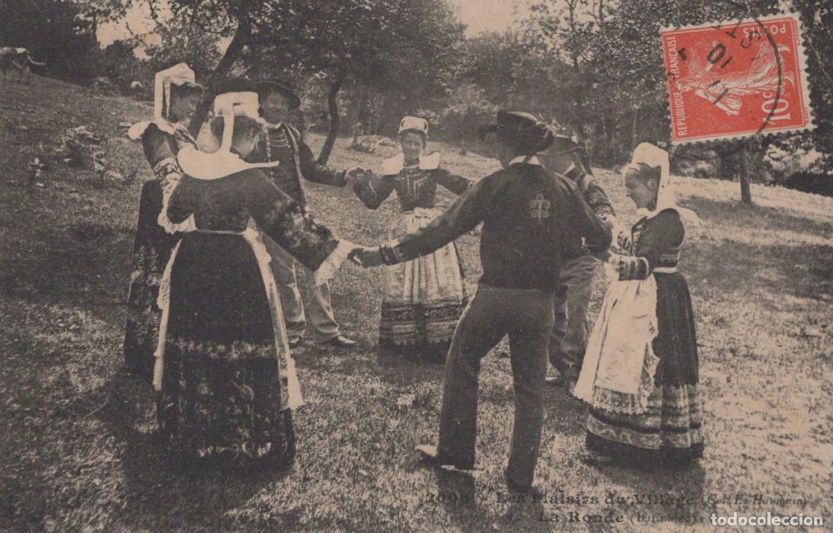 Cartes Postales: France Cauderan Sc&egrave;ne Village Danse Traditionnelle Costumes *YAB616