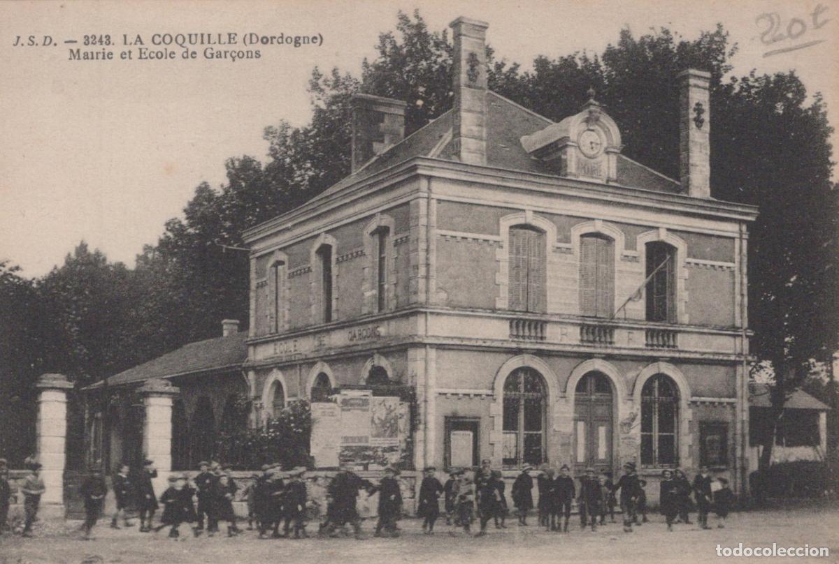 Cartes Postales: France La Coquille Mairie &Eacute;cole Gar&ccedil;ons Enfants Architecture Unposted *YAB823