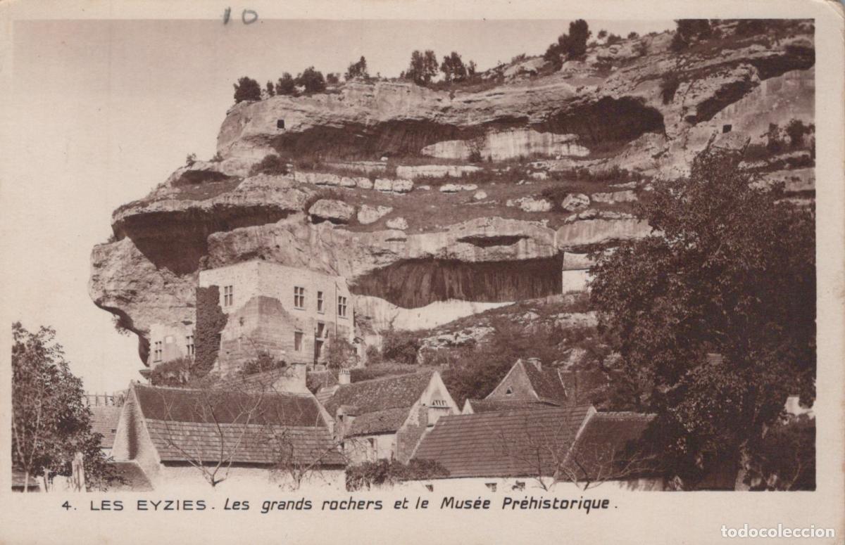 Postkarten: France Eyzies Grands Rochers et Mus&eacute;e Pr&eacute;historique Falaises *YAB863
