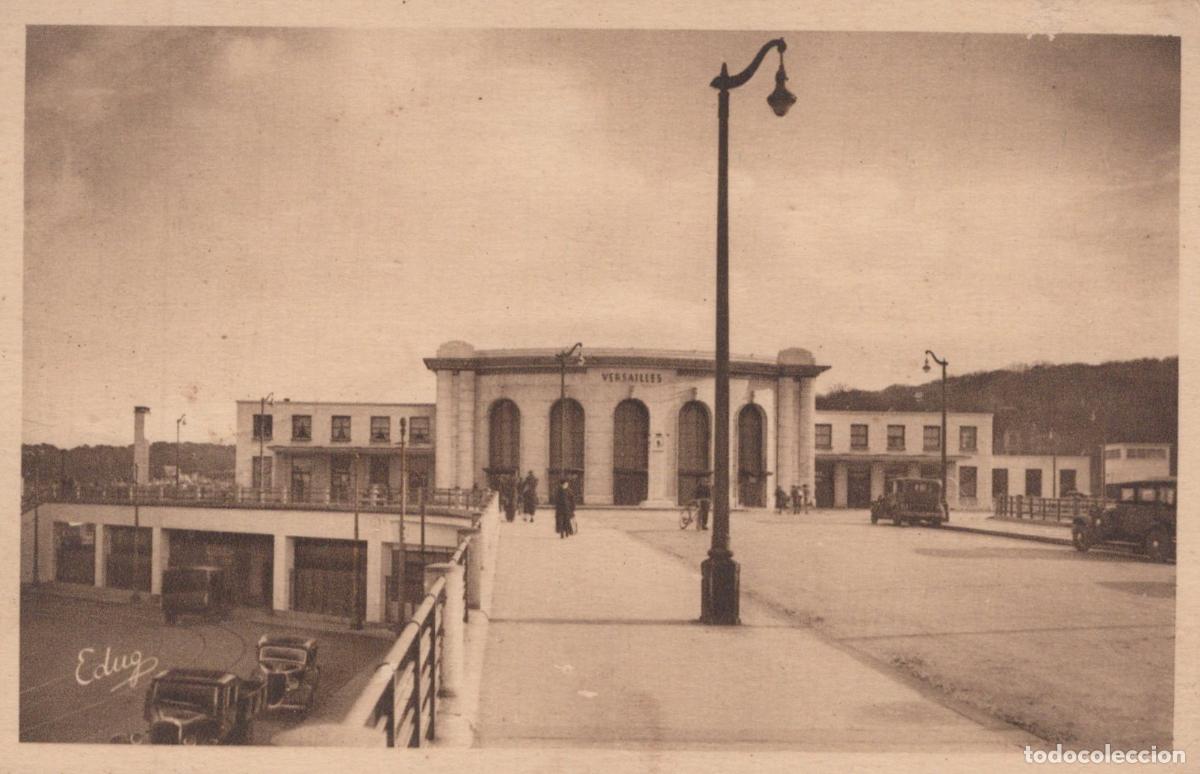 Postcards: France Versailles &Icirc;le de Gare des Chantiers V&eacute;hicules Anciens Unposted *YAB870
