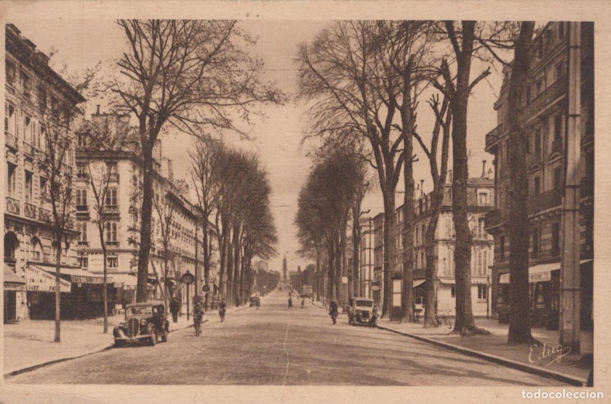 Postcards: France Versailles &Icirc;le de Boulevard du Roy Architecture Urbaine Unposted *YAB890