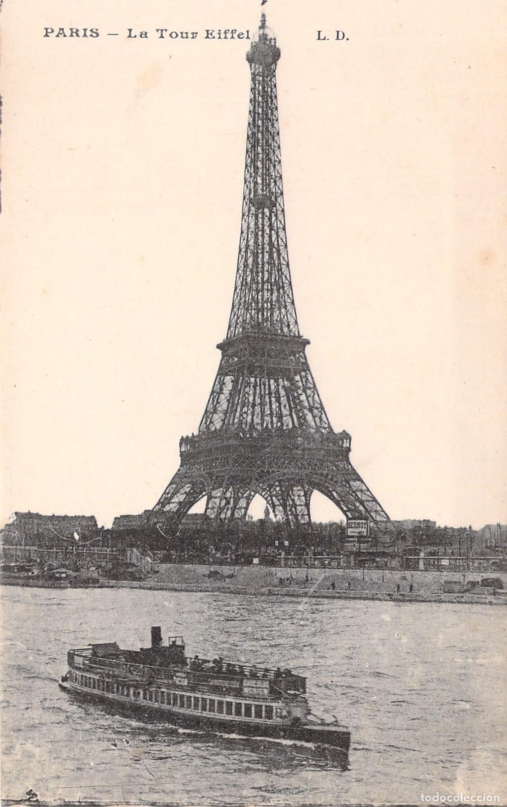 Postales: Postal de la Torre Eiffel en Par&iacute;s junto al r&iacute;o Sena