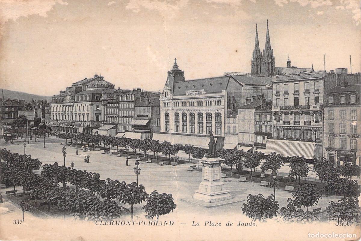 Postales: Postal de la Place de Jaude en Clermont-Ferrand, Francia