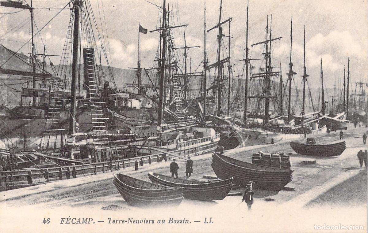 Postales: Postal de barcos pesqueros atracados en el puerto de Fecamp