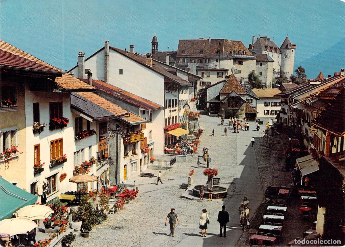 Postales: Postal de la calle principal y el castillo de Gruyeres, Suiza