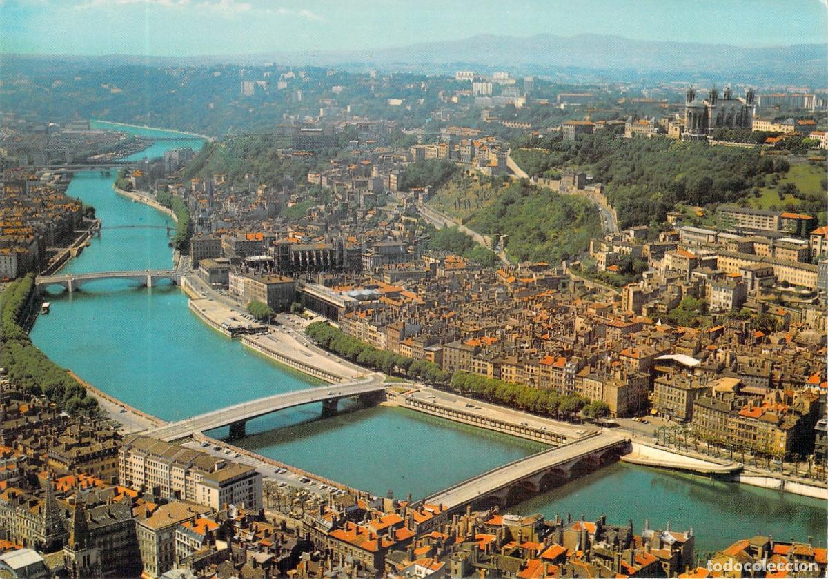 Postales: Postal de Lyon, vista panor&aacute;mica del r&iacute;o Saona y la colina de Fourvi&egrave;re