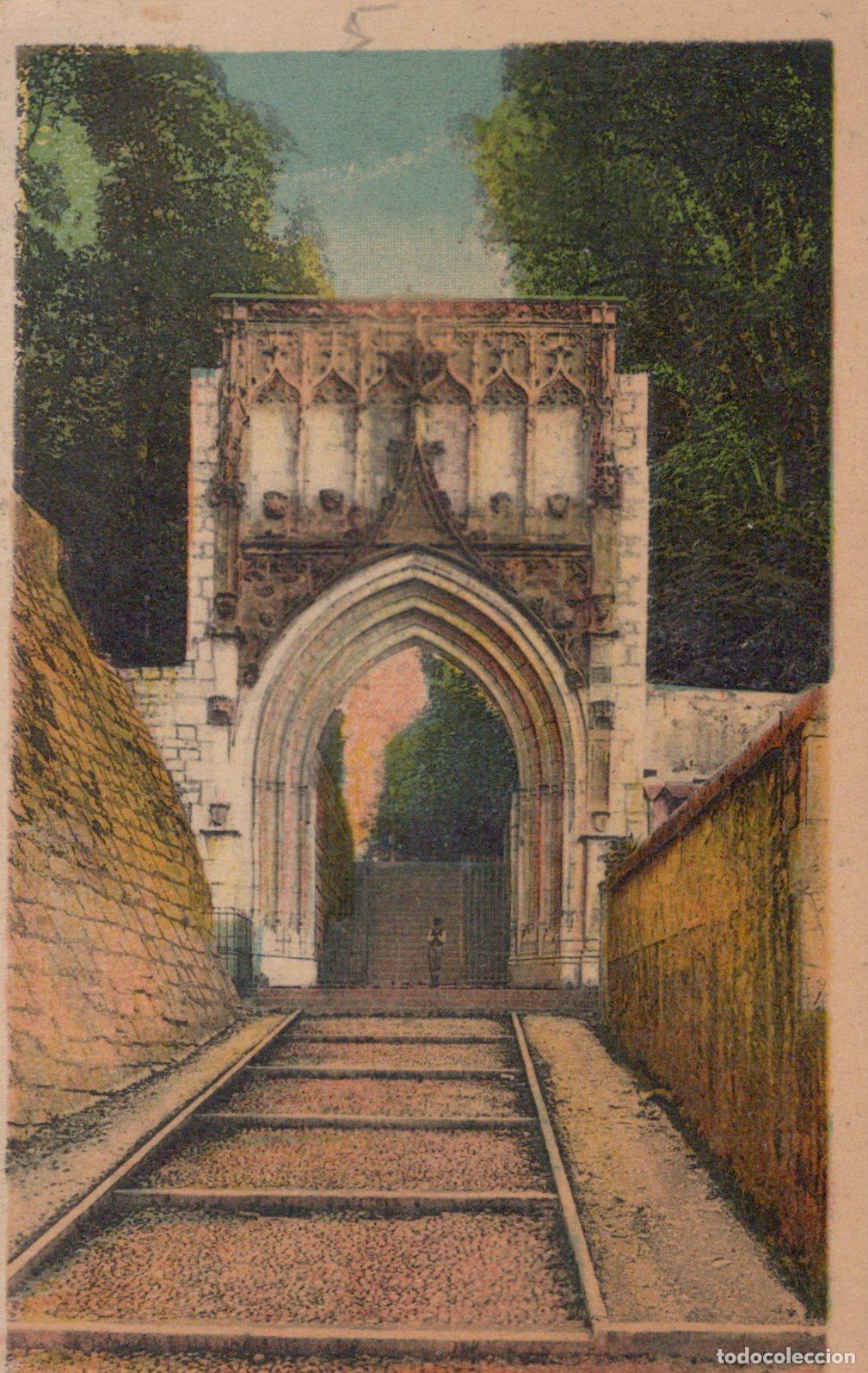 Postales: France Chambery Portail Saint Dominique Entr&eacute;e Ch&acirc;teau Unposted *YAC172