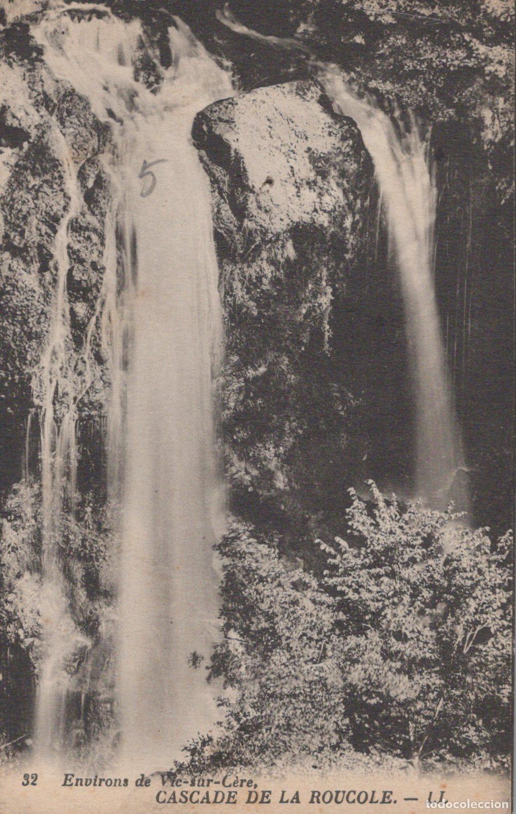 Cartoline: France VIC sur C&egrave;re Cascade de la Roucole Paysage *YAC304