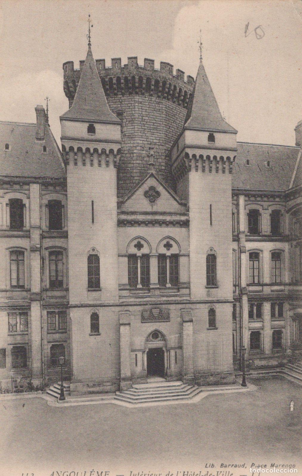 Cartoline: France Angouleme H&ocirc;tel de Ville Fa&ccedil;ade M&eacute;di&eacute;vale Unposted *YAC458