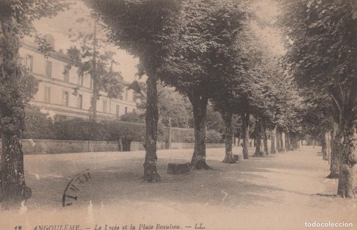 Postkarten: France Angoul&ecirc;me Lyc&eacute;e et Place Beaulieu Avenue Arbor&eacute;e *YAC542