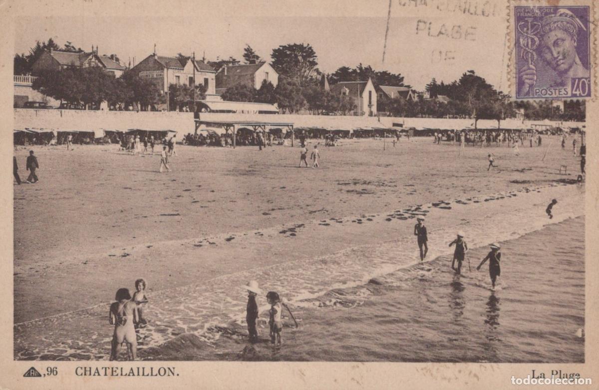 Cartes Postales: France Chatelaillon La Plage Baigneurs Sc&egrave;ne de Vie *YAC560