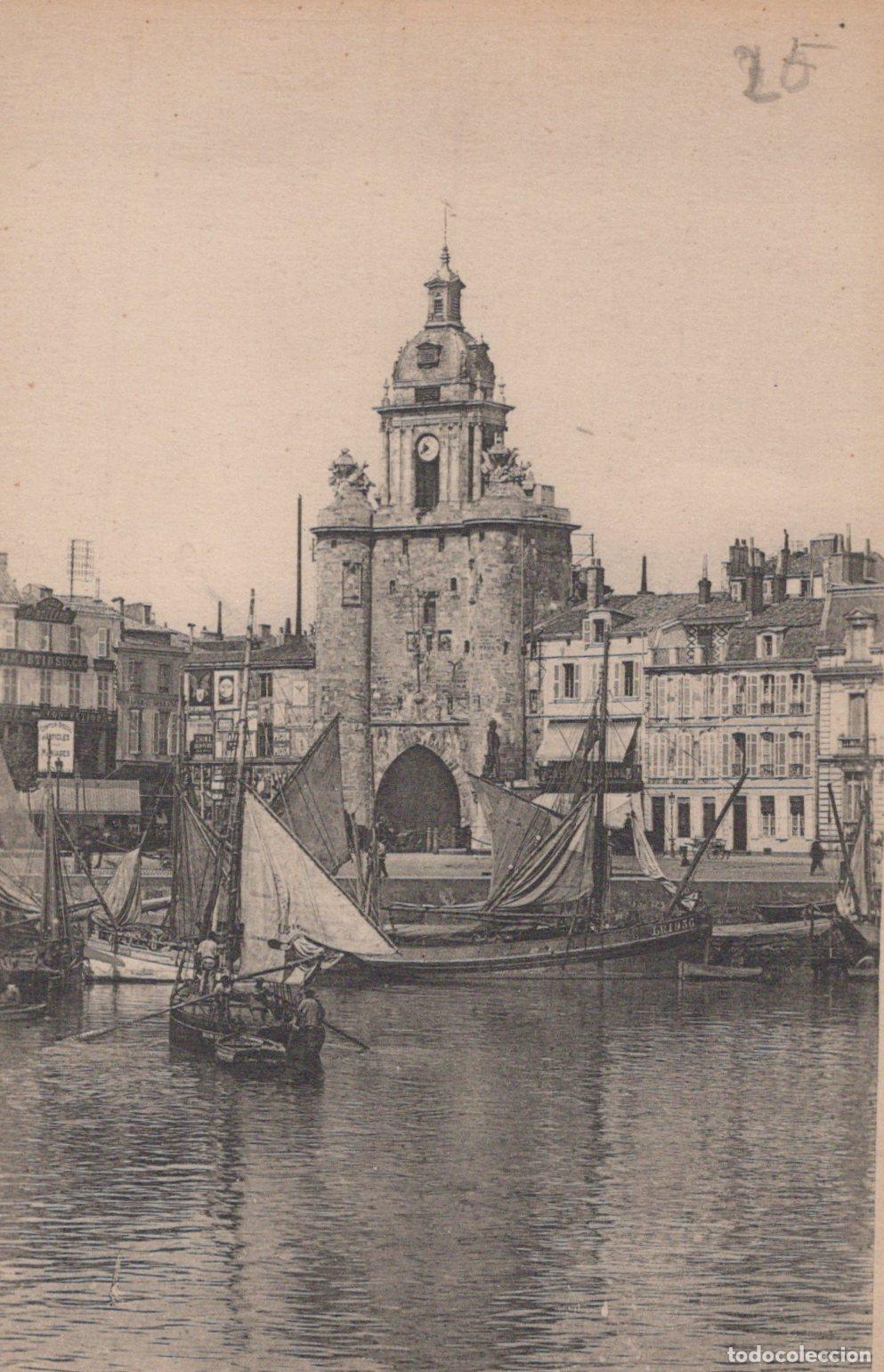 Cartes Postales: France La Rochelle La Grosse Horloge Port et Voiliers Unposted *YAC444