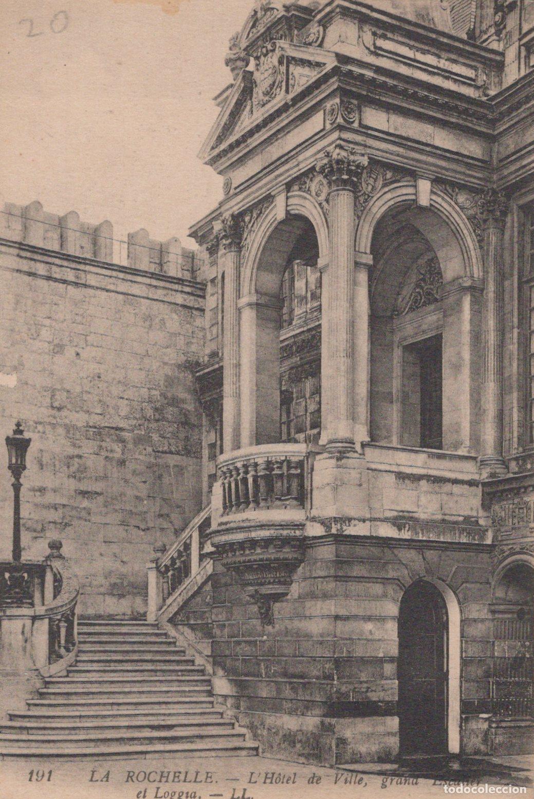 Postkarten: France La Rochelle H&ocirc;tel de Ville Escalier Post&eacute;e *YAC451