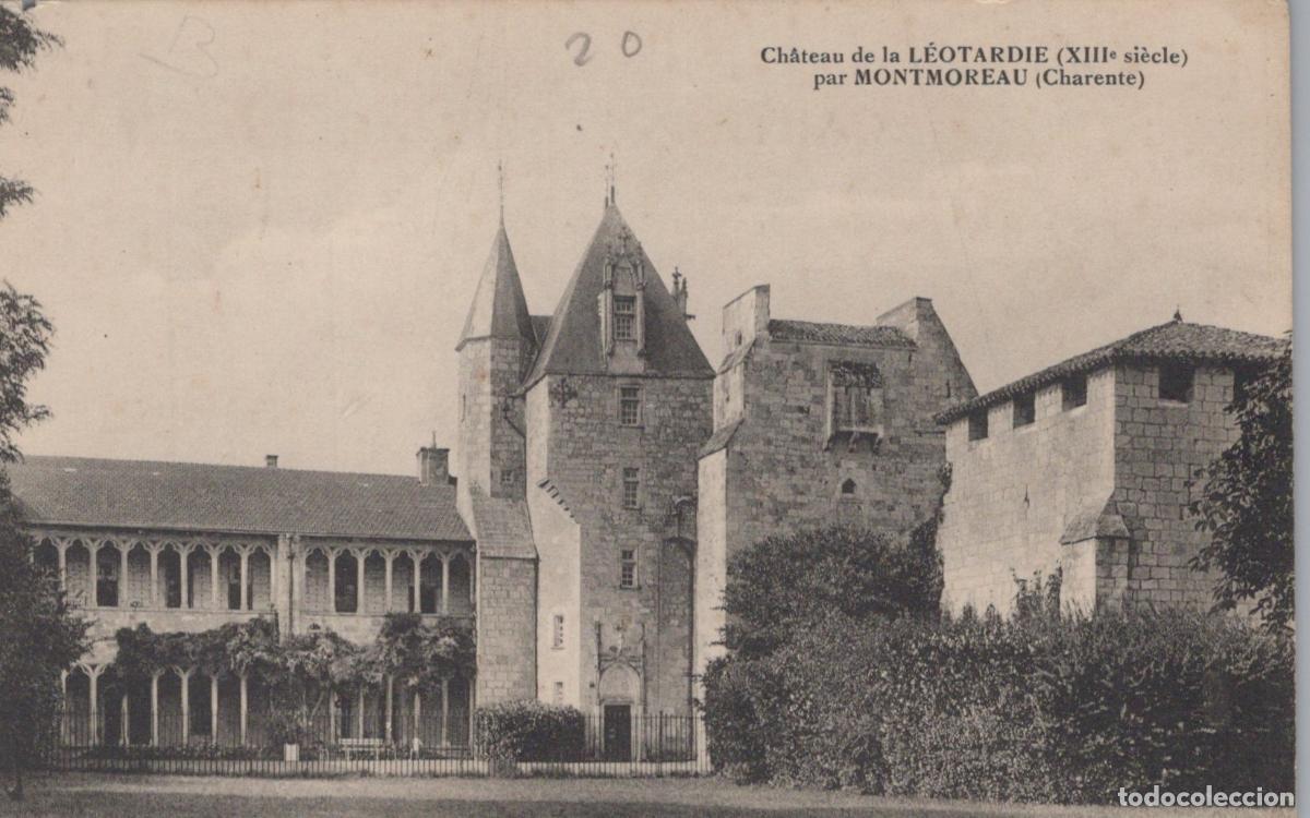 Postkarten: France Montmoreau Ch&acirc;teau de la L&eacute;otardie Architecture *YAC526