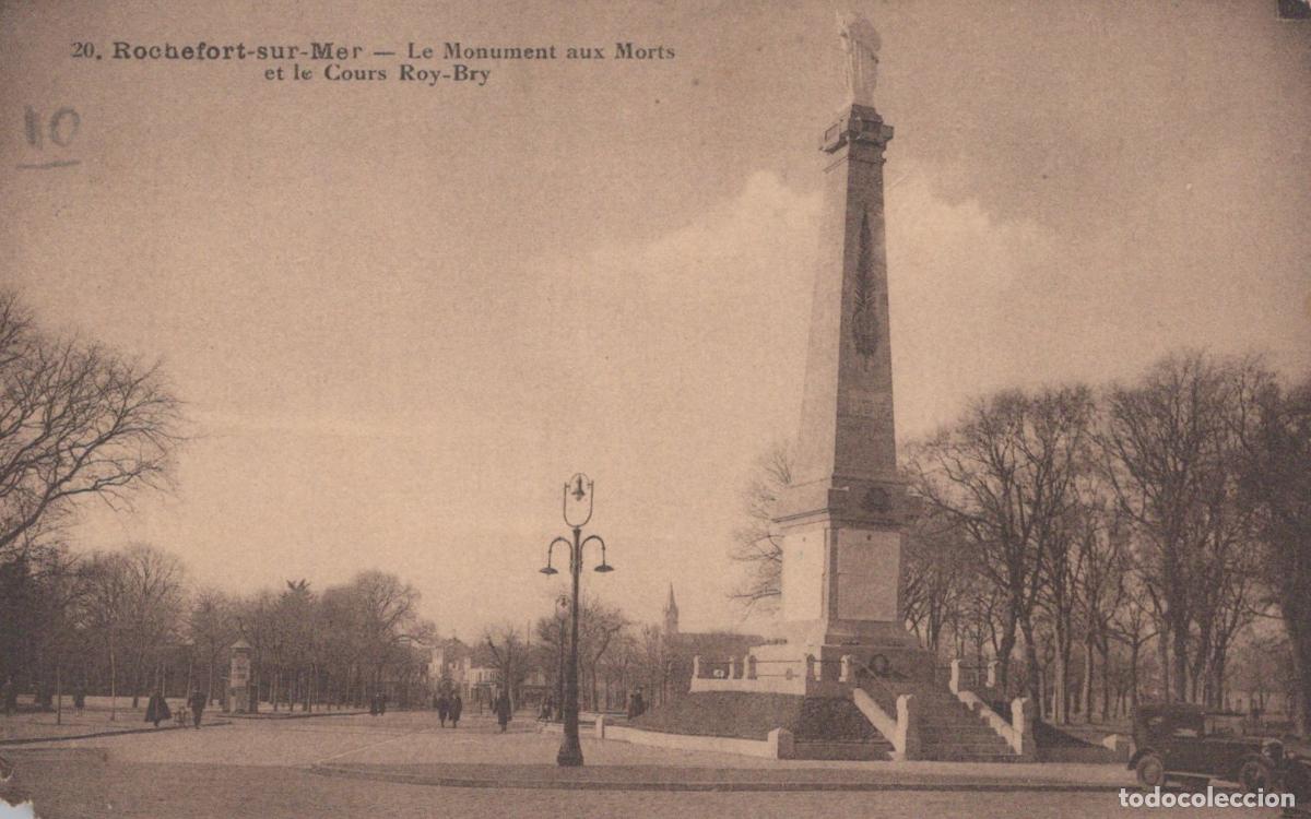 Postkarten: France Rochefort sur Mer Monument Aux Morts Cours Roy Bry Architecture *YAC809