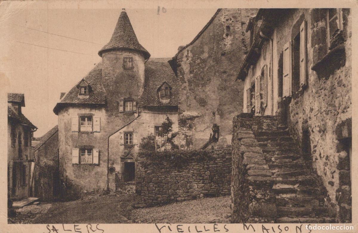 Cartes Postales: France Salers Rue de la Martille Vieilles Maisons *YAC852
