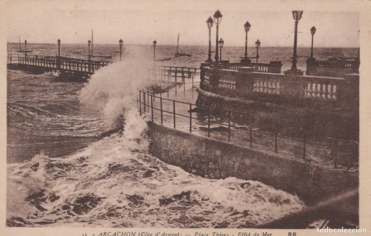 Postales: France Arcachon C&ocirc;te D Argent Place Thiers Mer Agit&eacute;e et Jet&eacute;e *YAC701