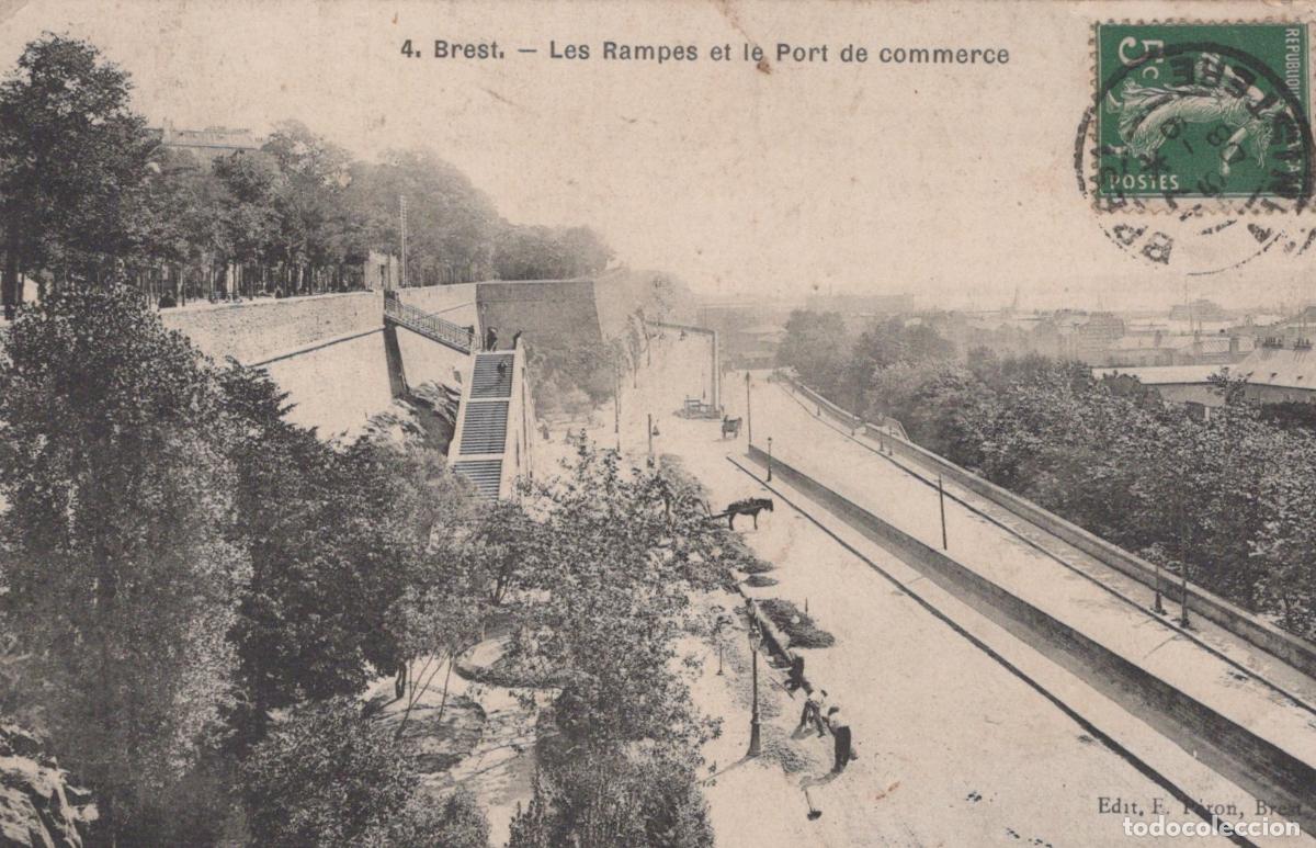 Postcards: France Brest Rampes et Port de Commerce *YAC975