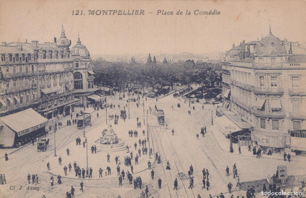 Postcards: France Montpellier Place de la Com&eacute;die Anim&eacute;e Avec Tramways *YAD003