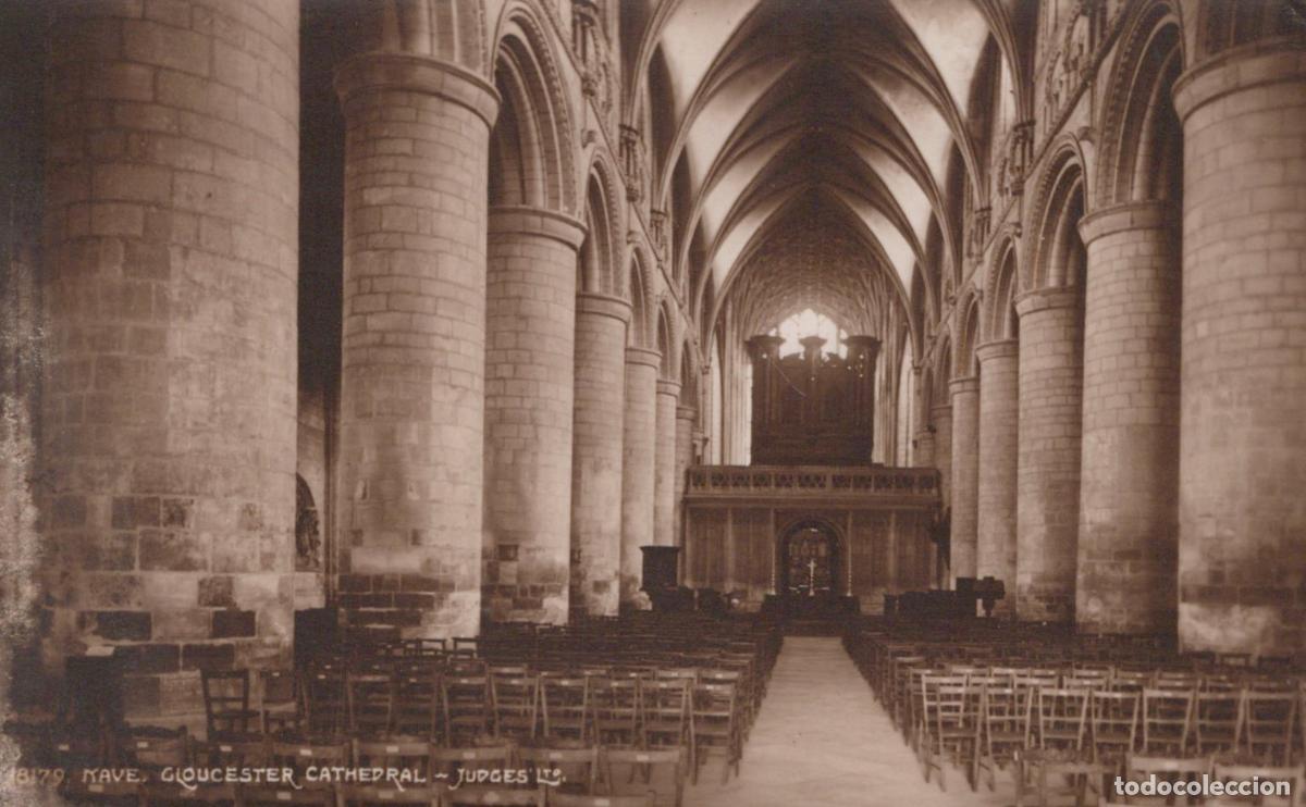 Cartoline: United Kingdom Gloucester England Cathedral Nave Interior Unposted *YAD023
