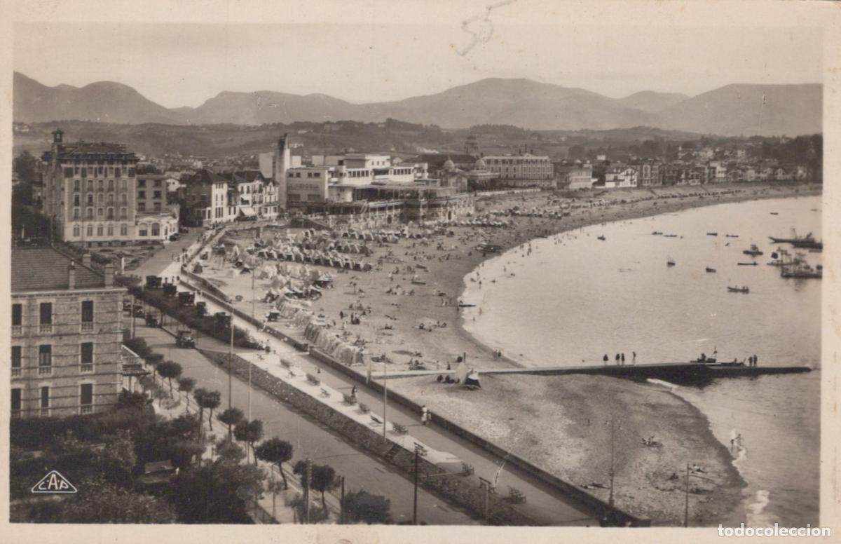 Cartoline: France Saint Jean de Luz Plage Architecture Baigneurs Mer Montagnes *YAD038