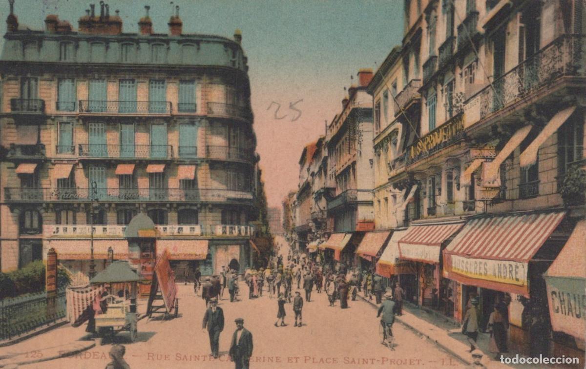 Cartoline: France Bordeaux Rue Sainte Catherine et Place Saint Projet Post&eacute;e *YAD088