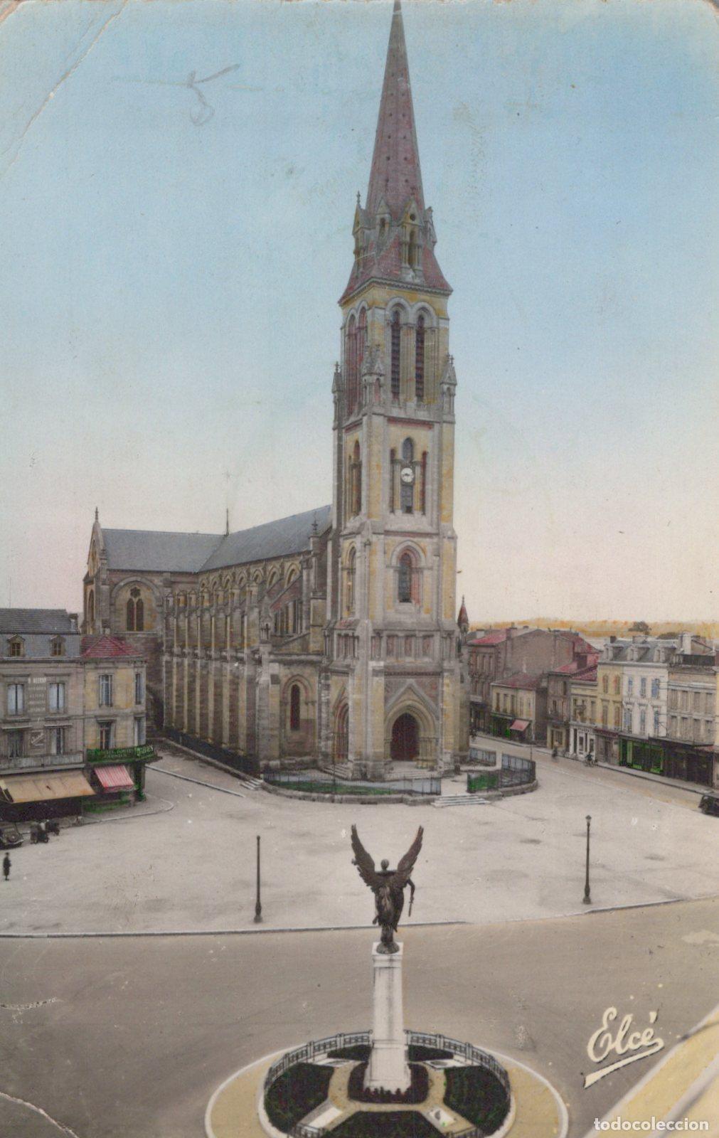 Postcards: France Bergerac Cath&eacute;drale Saint &Eacute;tienne et Monument Aux Morts *YAD146