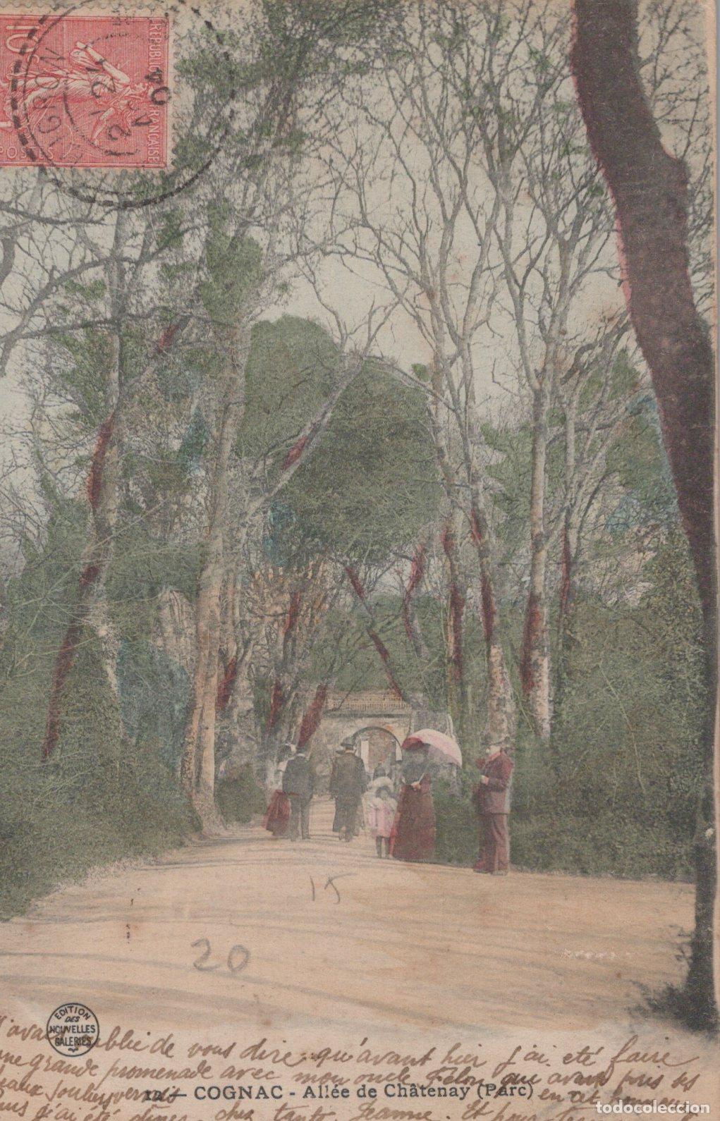 Cartes Postales: France Cognac All&eacute;e de Ch&acirc;tenay Parc Arbor&eacute; Passants *YAD186
