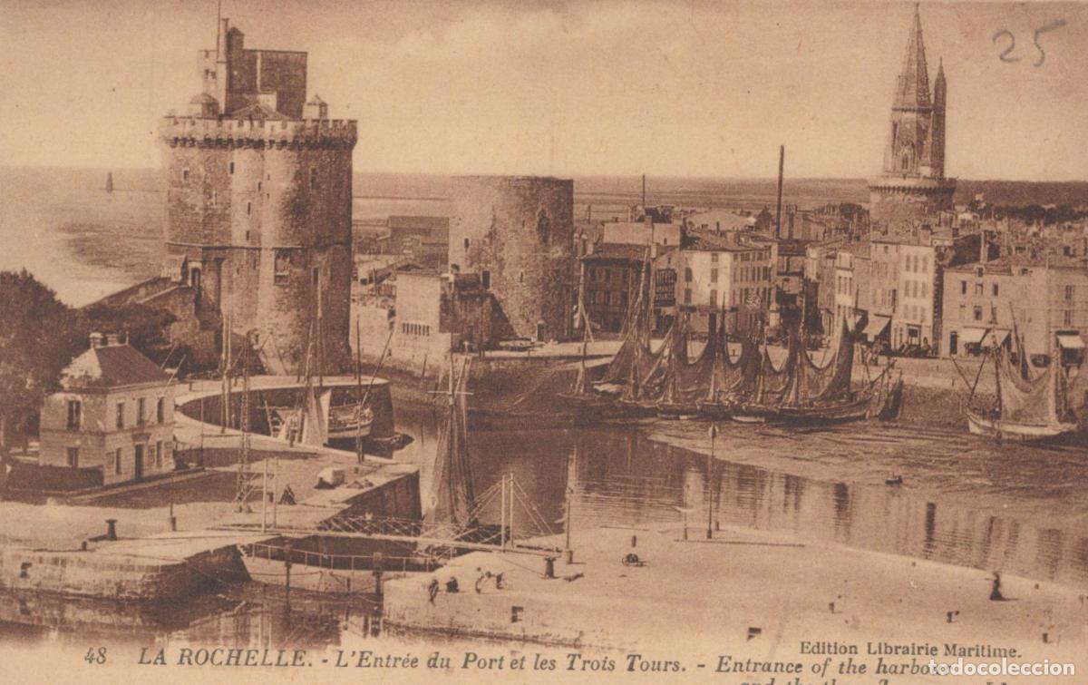 Postales: France La Rochelle Port et Trois Tours Architecture Historique Unposted *YAD375