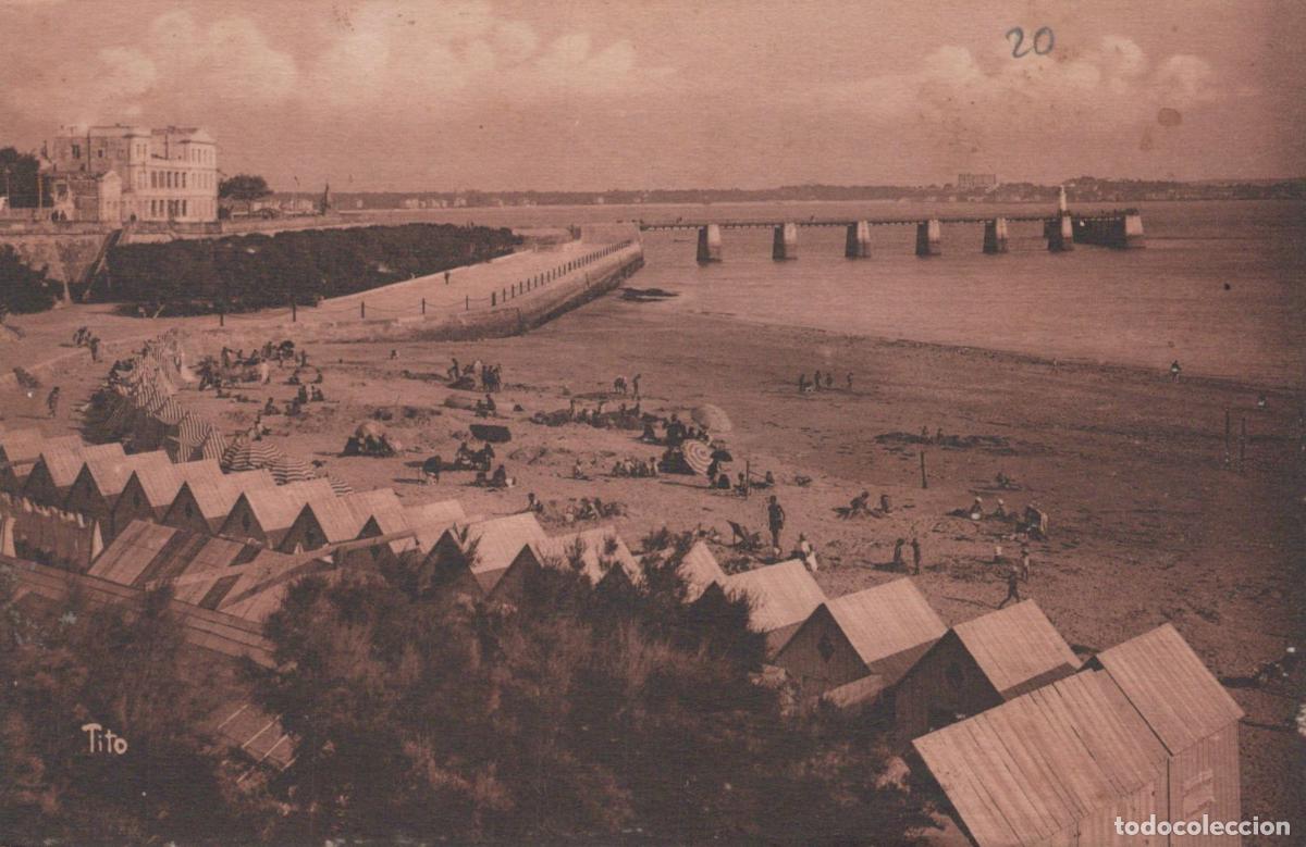 Postales: France Royan Royna Plage de Poncillon Jet&eacute;e Baigneurs *YAD419
