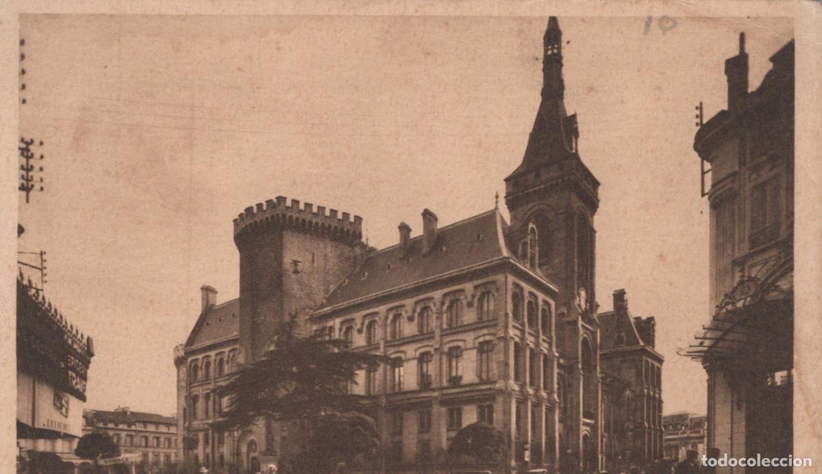 Cartes Postales: France Angoul&ecirc;me L H&ocirc;tel de Ville Architecture *YAD540