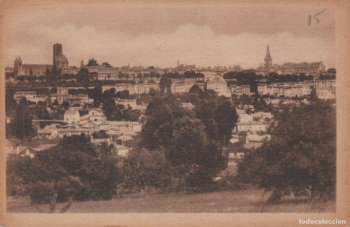Cartes Postales: France Angoul&ecirc;me Vue G&eacute;n&eacute;rale Cath&eacute;drale H&ocirc;tel de Ville Unposted *YAD559