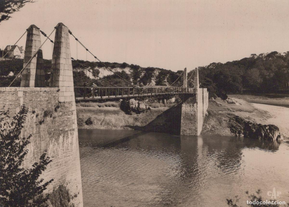 Postcards: France Treguier Bretagne le Pont Branlant sur le Jaudy Unposted *YAD684